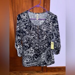PerSeption Concept women’s small blouse, never worn, new with tags.